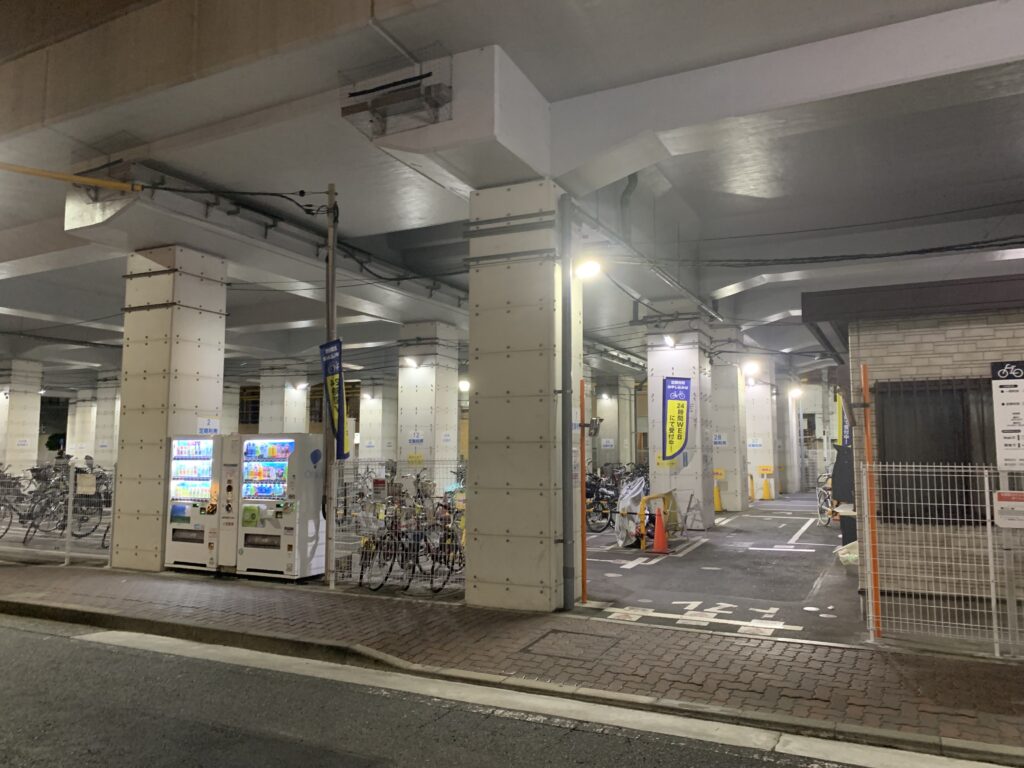 新丸子駅の自転車置き場